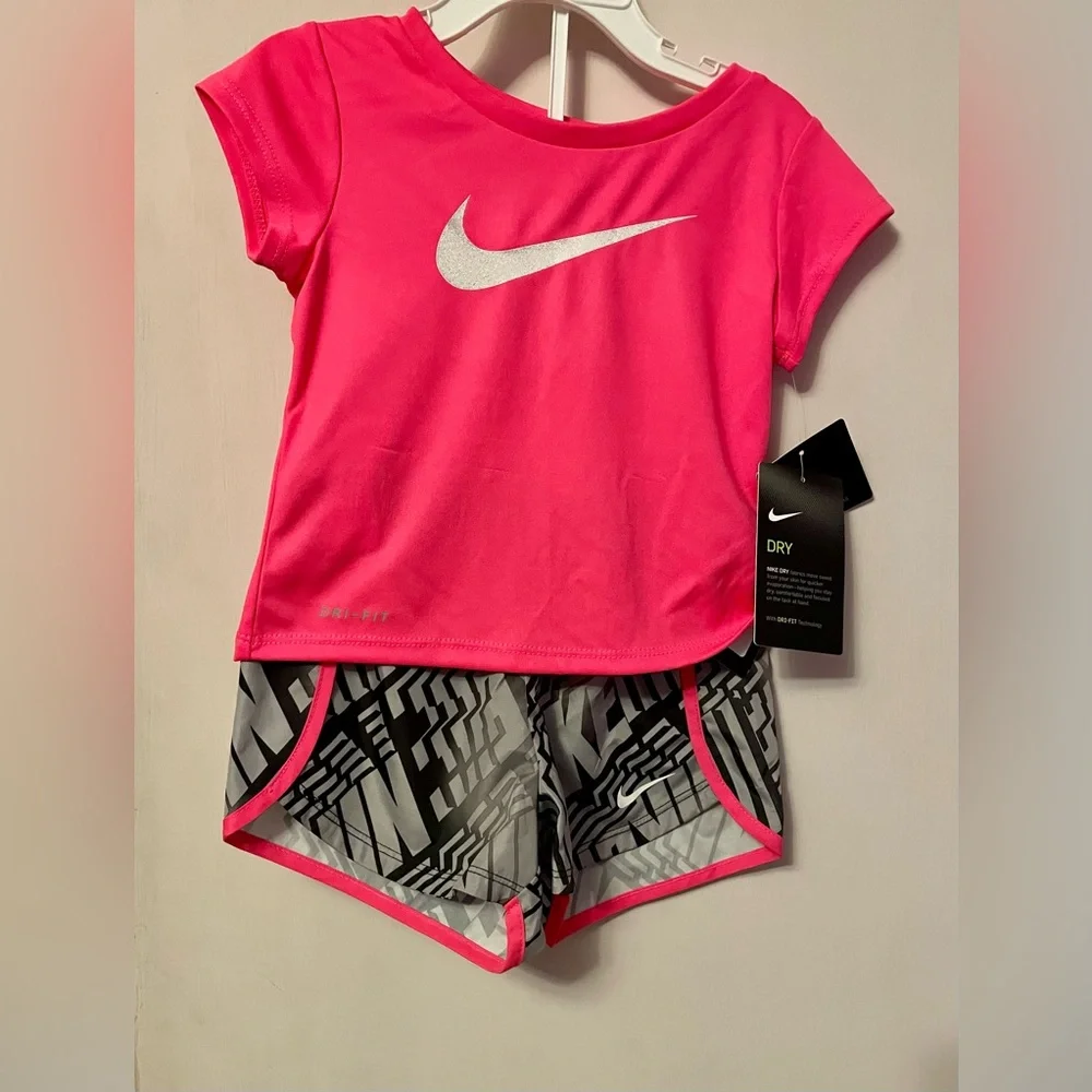 Nike - Dry Fit 2-Pc Tee Shirt & Short Set | NWT - Girls 24 Months